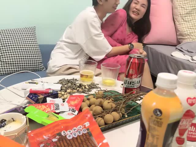 【瘦猴先生探花】约操良家少妇�