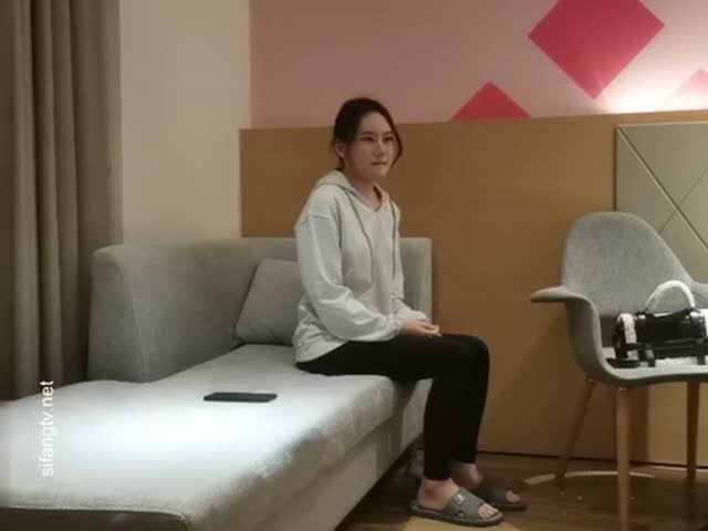 文轩探花,档次明显提高,掰开双脚大鸡巴抽插�