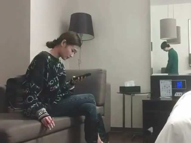 利哥探花,颜值很高的美女,身材一绝,一双大长腿�