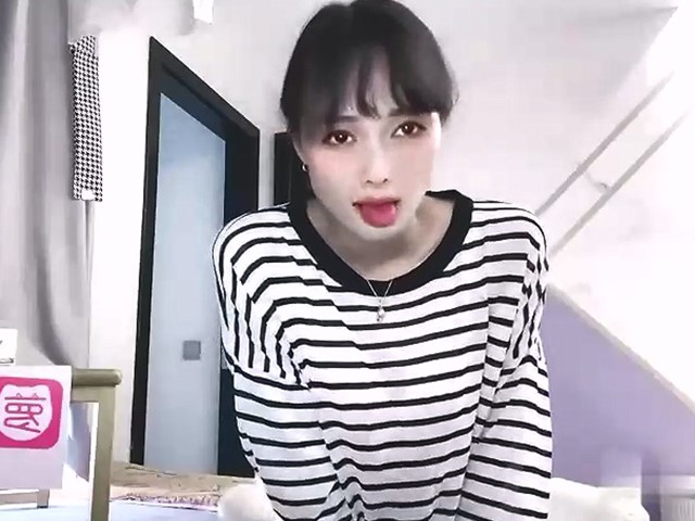 国产AV.寂寞骚妇勾引网约司机与自已偷情�