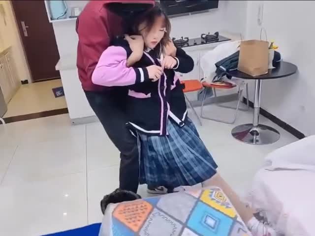 入室累死jk白丝小美女�