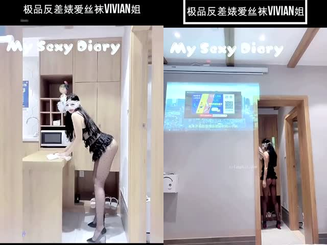 推特极品反差婊 爱丝袜女神的 VIVIAN姐 2022最新定制啪啪两部�