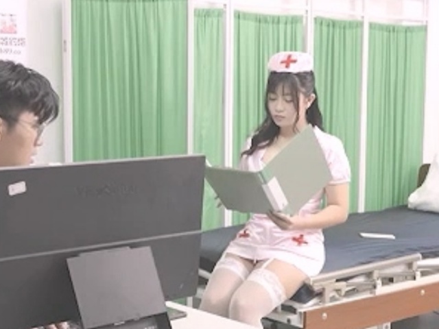 天美传媒TMP0026护士的夜间诊疗室-李微微�