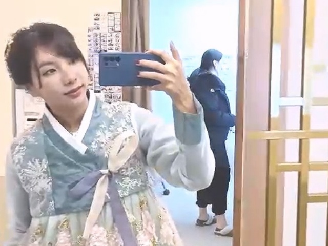 麻豆传媒MM-073 韩国性爱之旅下雪时的性爱体验 -吴梦梦�