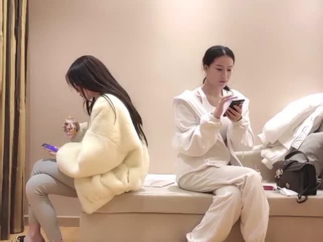 超新星崛起,一屌探花,高端嫩模,美女双飞真刺激�