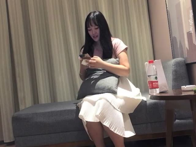 午夜寻花,巨乳身材美女,白花花的大奶子�