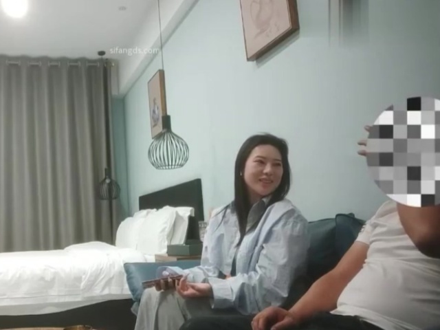 探花大神老王 约到的离异少妇�