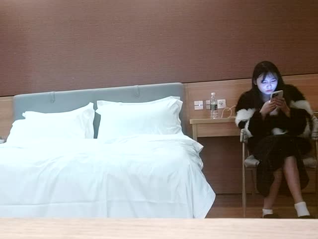 偷拍~【利哥探花】1�
