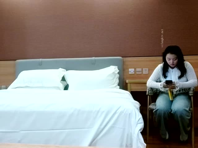 寻花偷拍-四眼男主约操肉感肥臀爆乳骚妇…�