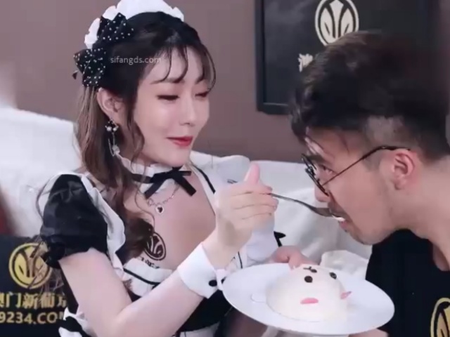 麻豆传媒MPG-0044第一次献给骚货女仆-沈娜娜�