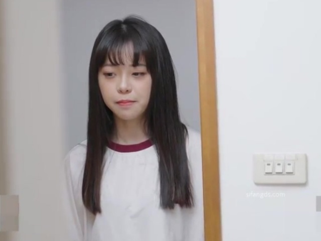 起点传媒xsjtc17与自己妹妹来一场激情约炮-尤莉�