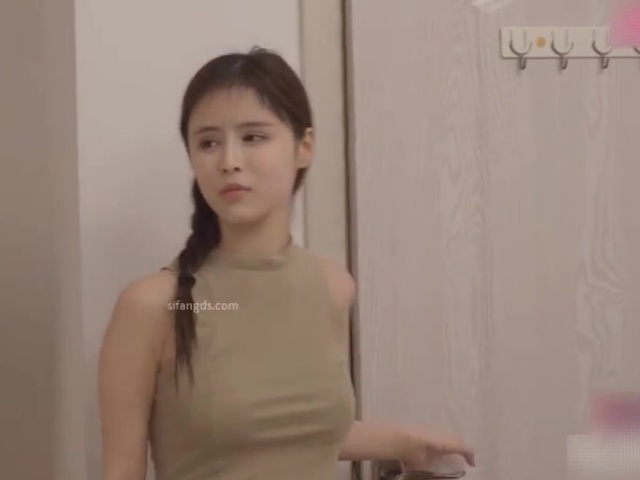 星空传媒XKTC045大屌青年进城操爆骗子援交女-董悦悦�