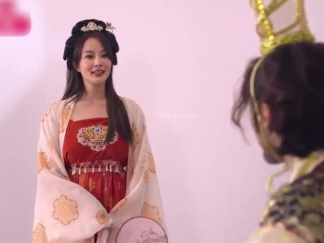 91制片厂91YCM-075春梦三国之曹孟德硬上人妻小乔-优娜�