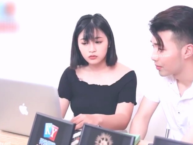 精东影业JDBC069情色教授对女学生的生物教学-李薇薇�