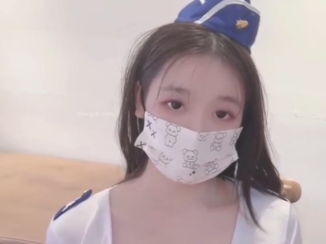 优米酱  空姐の堕落AV女友面试�