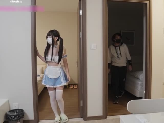 女仆装小美女�