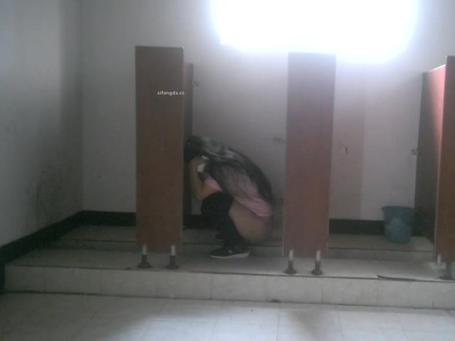 佼佼者全景厕拍29�