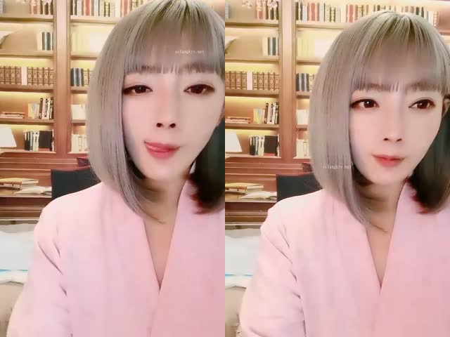 肥臀爆乳小姐姐淫声荡语撩骚互动,近拍掰穴玩奶摇摆卖骚玩弄粉穴…�