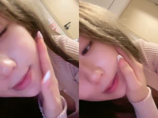 甜美小姐姐淫声荡语撩骚互动,近拍掰穴扣弄粉穴…�