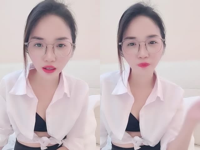 高跟开档黑丝大奶眼镜人妻口交挑逗纹身小哥激情开操…�