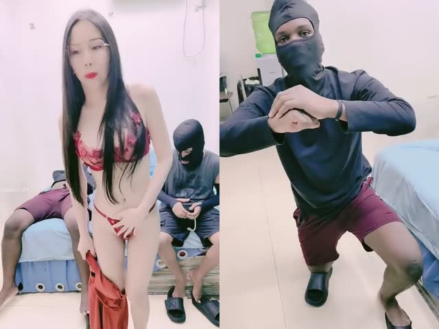 【超顶 媚黑淫趴】黑白配 媚黑日常群交实记 �