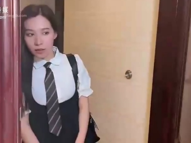 星空素人 强上朋友的大学辅导员�